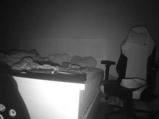 voyeurcam-sexy-little-ana-01