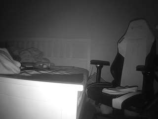 voyeurcam-sexy-little-ana-01