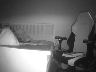 voyeurcam-sexy-littl... webcam