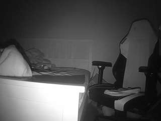 voyeurcam-sexy-little-ana-01 Live Webcam on CamSoda