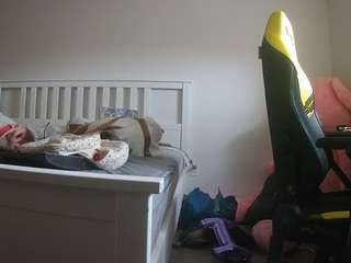 voyeurcam-sexy-little-ana-01