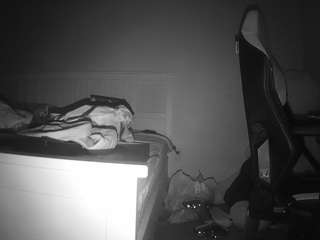 voyeurcam-sexy-little-ana-01