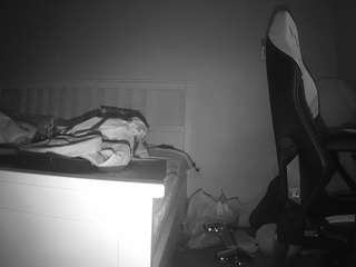 voyeurcam-sexy-little-ana-01