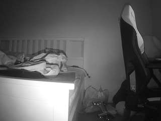voyeurcam-sexy-little-ana-01