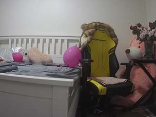 voyeurcam-sexy-little-ana-01