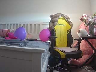 voyeurcam-sexy-little-ana-01