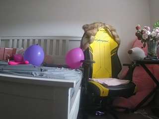 voyeurcam-sexy-little-ana-01