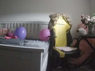 voyeurcam-sexy-little-ana-01