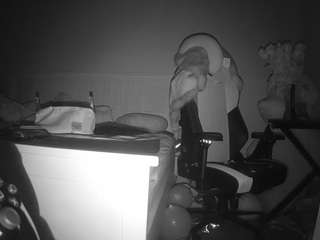 voyeurcam-sexy-little-ana-01 webcam model