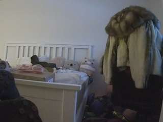 voyeurcam-sexy-littl... webcam