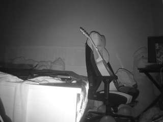 voyeurcam-sexy-little-ana-01