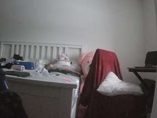 voyeurcam-sexy-little-ana-01 webcam model