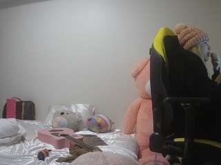 voyeurcam-sexy-l... Live Webcam on CamSoda