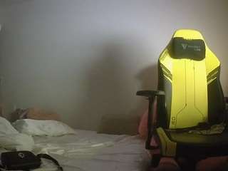 voyeurcam-sexy-little-ana-01 webcam