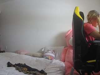 voyeurcam-sexy-little-ana-01 webcam