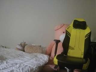 voyeurcam-sexy-little-ana-01