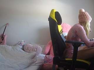 voyeurcam-sexy-little-ana-01 webcam