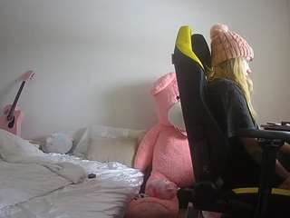 voyeurcam-sexy-little-ana-01 webcam