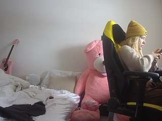 voyeurcam sexy little ana