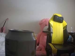 voyeurcam-sexy-little-ana-01