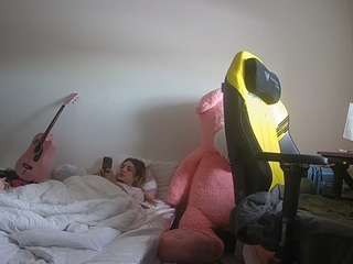 voyeurcam-sexy-little-ana-01 webcam