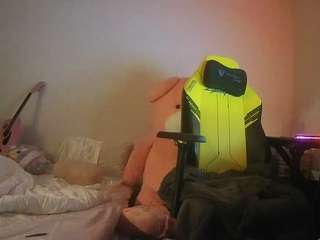 voyeurcam-sexy-little-ana-01