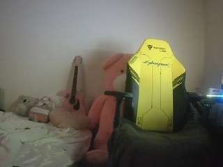 voyeurcam-sexy-little-ana-01 webcam