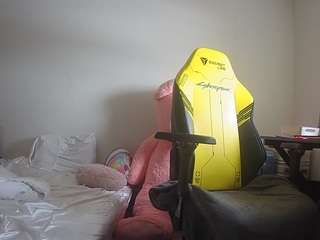 voyeurcam-sexy-little-ana-01 webcam