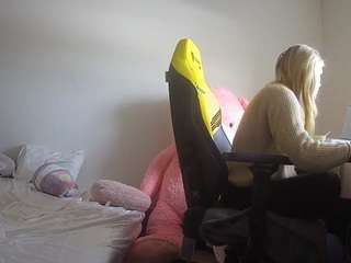 voyeurcam-sexy-little-ana-01 webcam