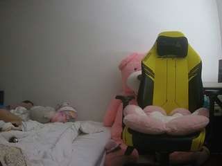 voyeurcam-sexy-little-ana-01 live cam profile