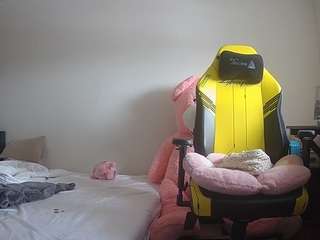 voyeurcam-sexy-little-ana-01 live cam profile