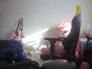 voyeurcam-sexy-little-ana-01 webcam