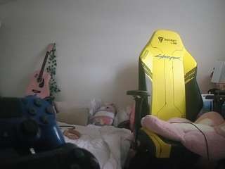 voyeurcam-sexy-little-ana-01 webcam