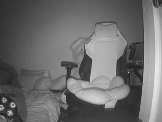 voyeurcam-sexy-little-ana-01