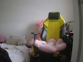 voyeurcam-sexy-little-ana-01