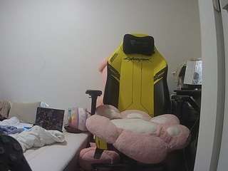 voyeurcam-sexy-little-ana-01