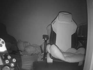 voyeurcam-sexy-little-ana-01