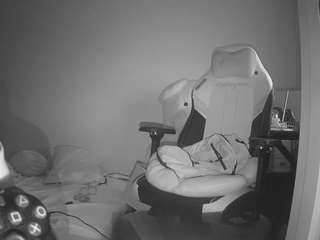 voyeurcam-sexy-little-ana-01