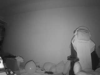 voyeurcam-sexy-little-ana-01