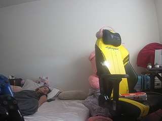 voyeurcam-sexy-little-ana-01 webcam