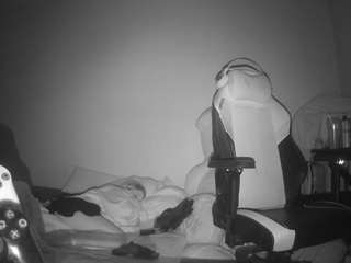 voyeurcam-sexy-little-ana-01