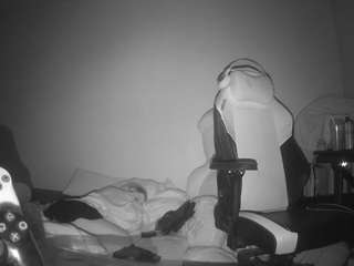 voyeurcam-sexy-little-ana-01