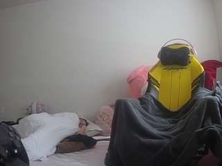 voyeurcam-sexy-little-ana-01 webcam model