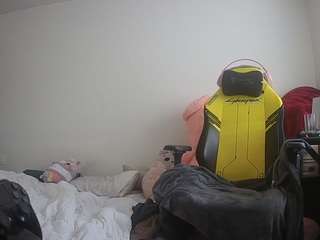 voyeurcam-sexy-little-ana-01