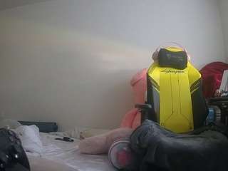 voyeurcam-sexy-little-ana-01