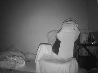 voyeurcam-sexy-little-ana-01 webcam