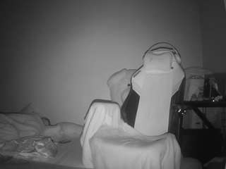 voyeurcam-sexy-little-ana-01 webcam