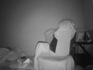 voyeurcam-sexy-little-ana-01
