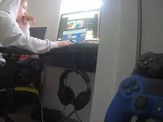 voyeurcam sexy little ana's Live Sex Cam Show