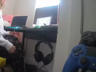 voyeurcam sexy little ana's Live Sex Cam Show